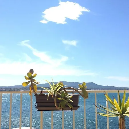 Apartment Front De Mer Corniche Des Baux